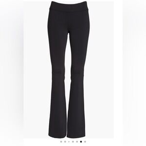 Alo ~ Bootcut Low Rise Leggings ~ Maroon Size: S